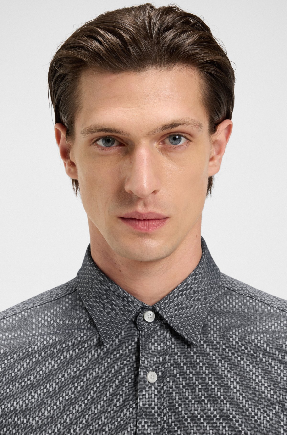 Slim-fit shirt in cotton-blend jacquard