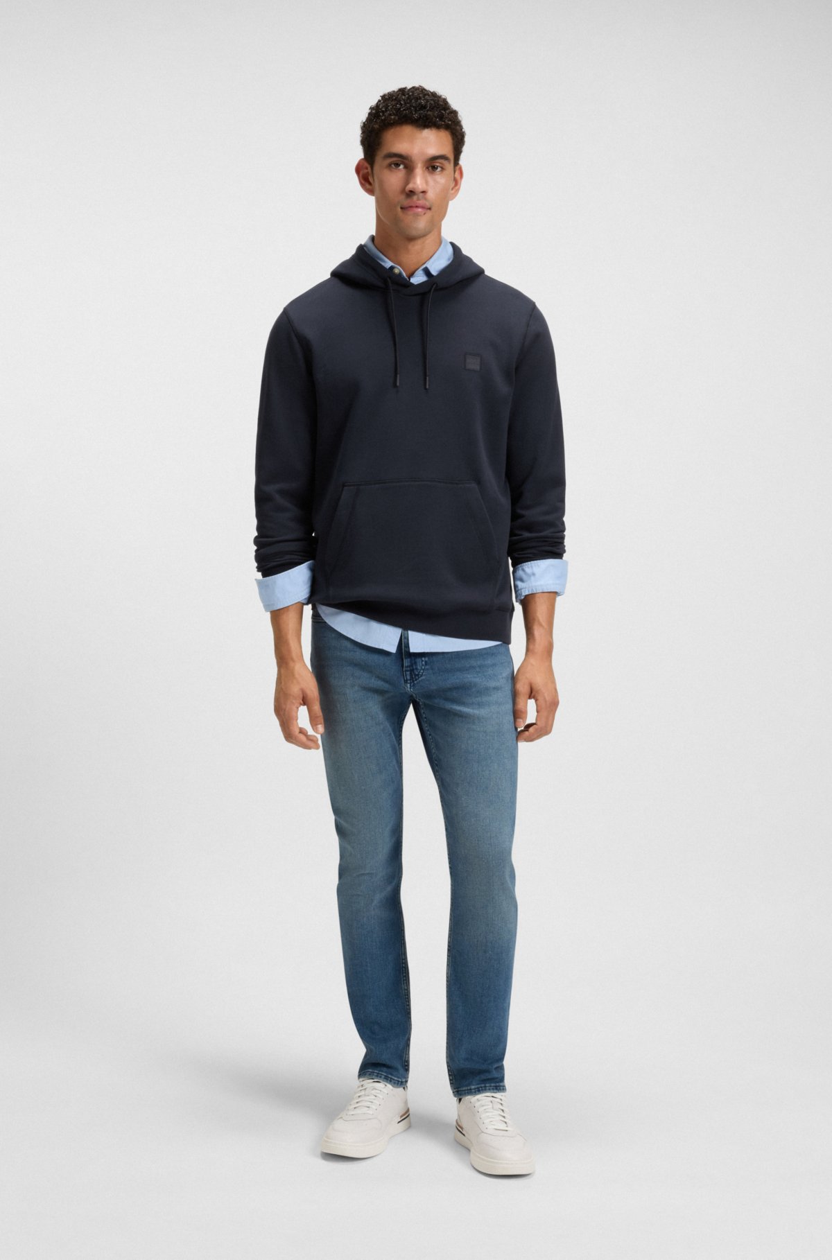 Logo-patch hoodie in cotton terry