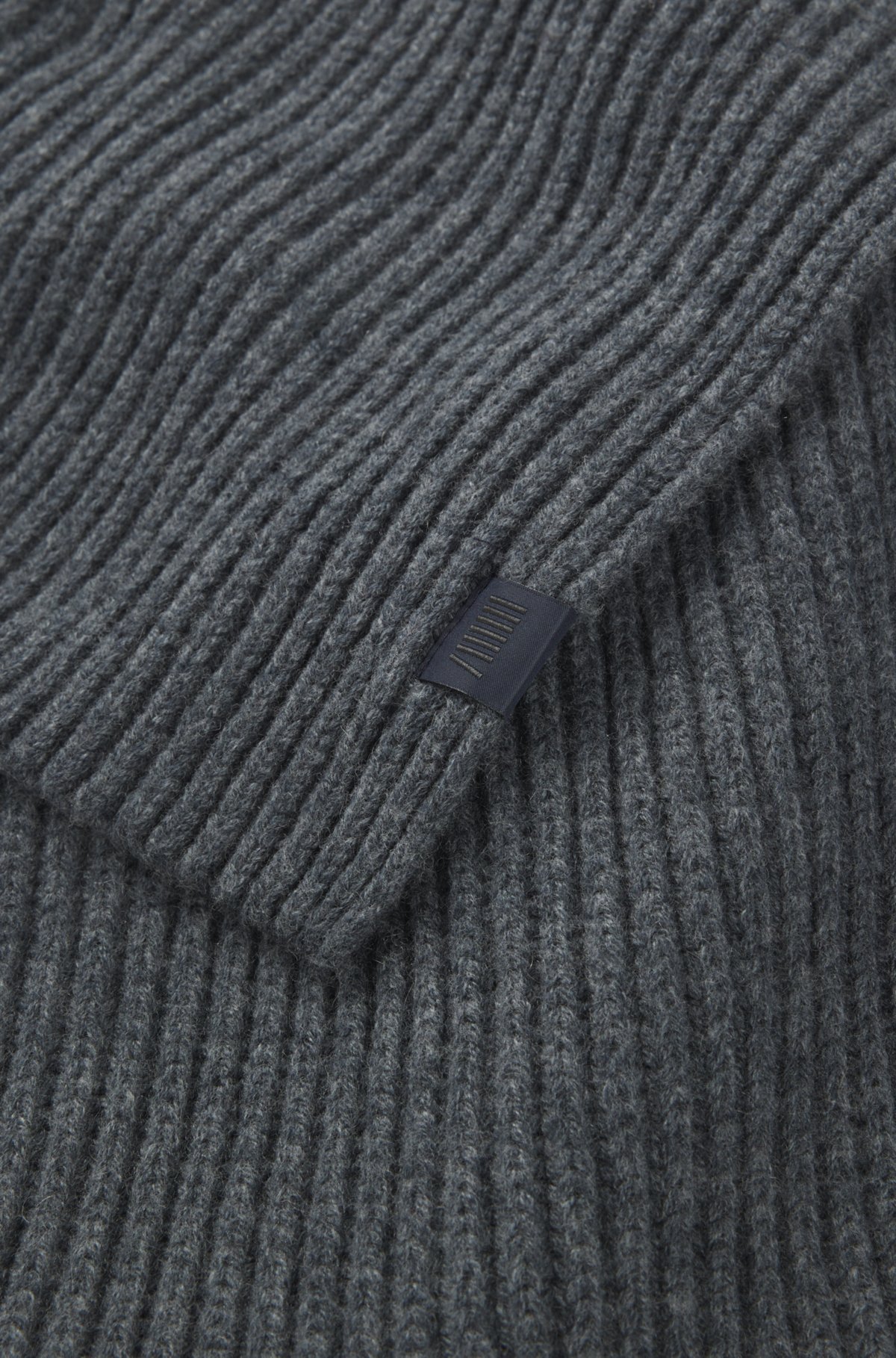 BECKHAM x BOSS scarf in virgin wool and cashmere