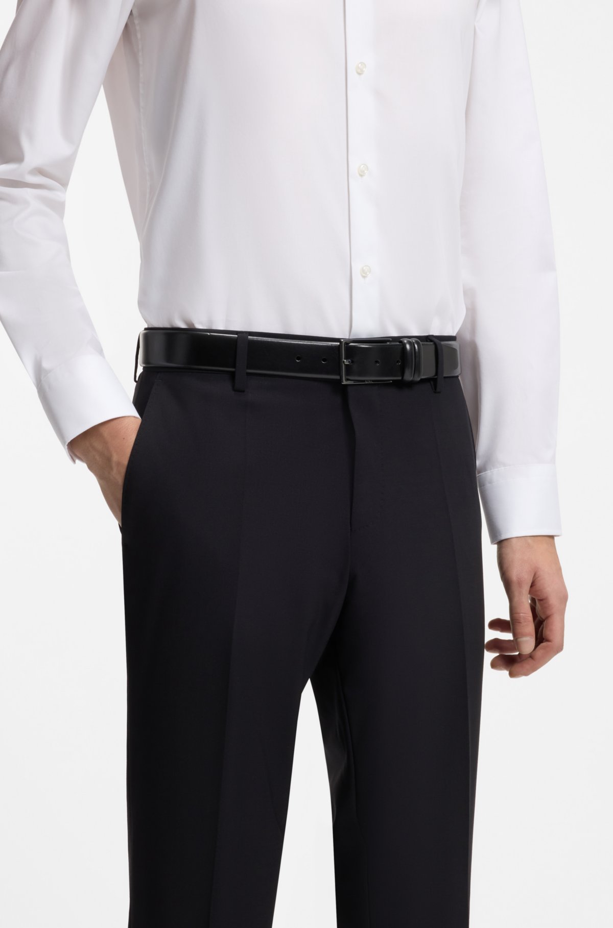 Tanned-leather belt with pin buckle