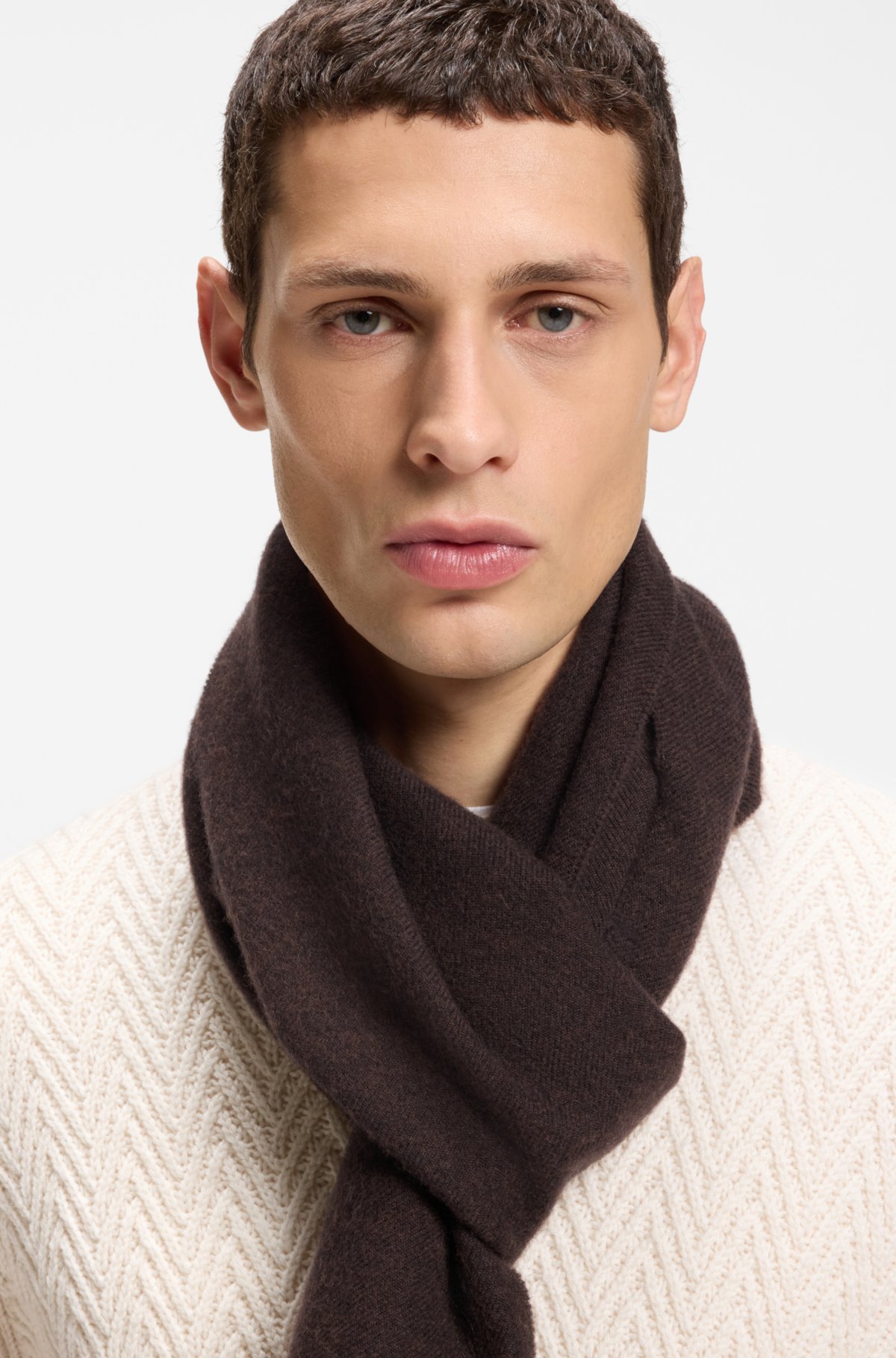 Wool scarf with faux-leather logo patch