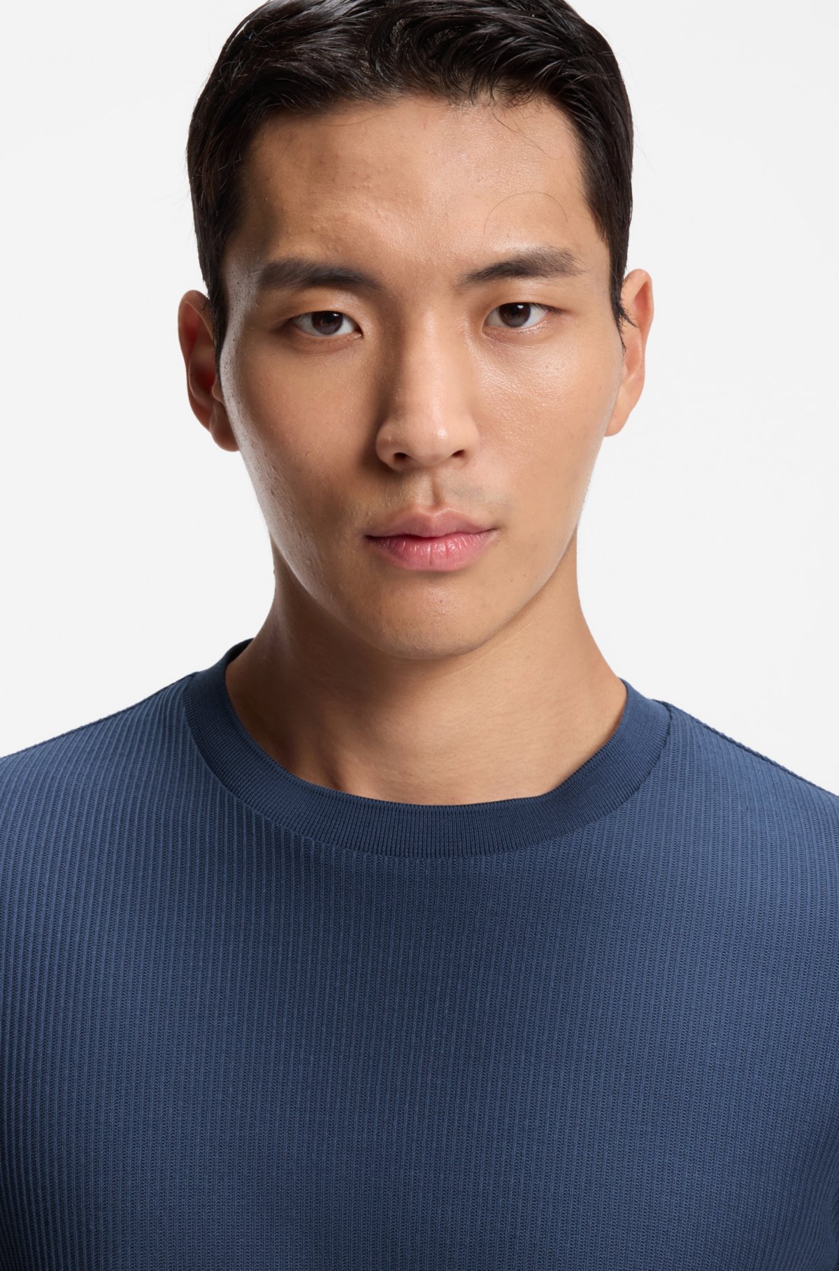 Regular-fit T-shirt in structured cotton