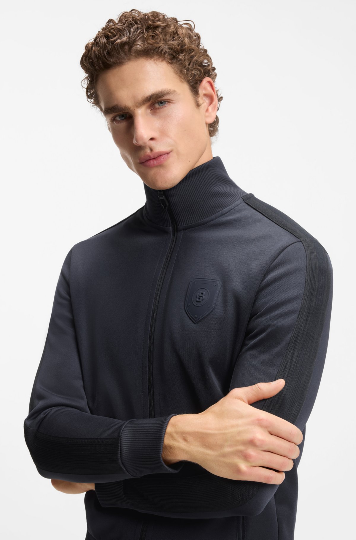 Crest-logo sweatshirt in a relaxed fit