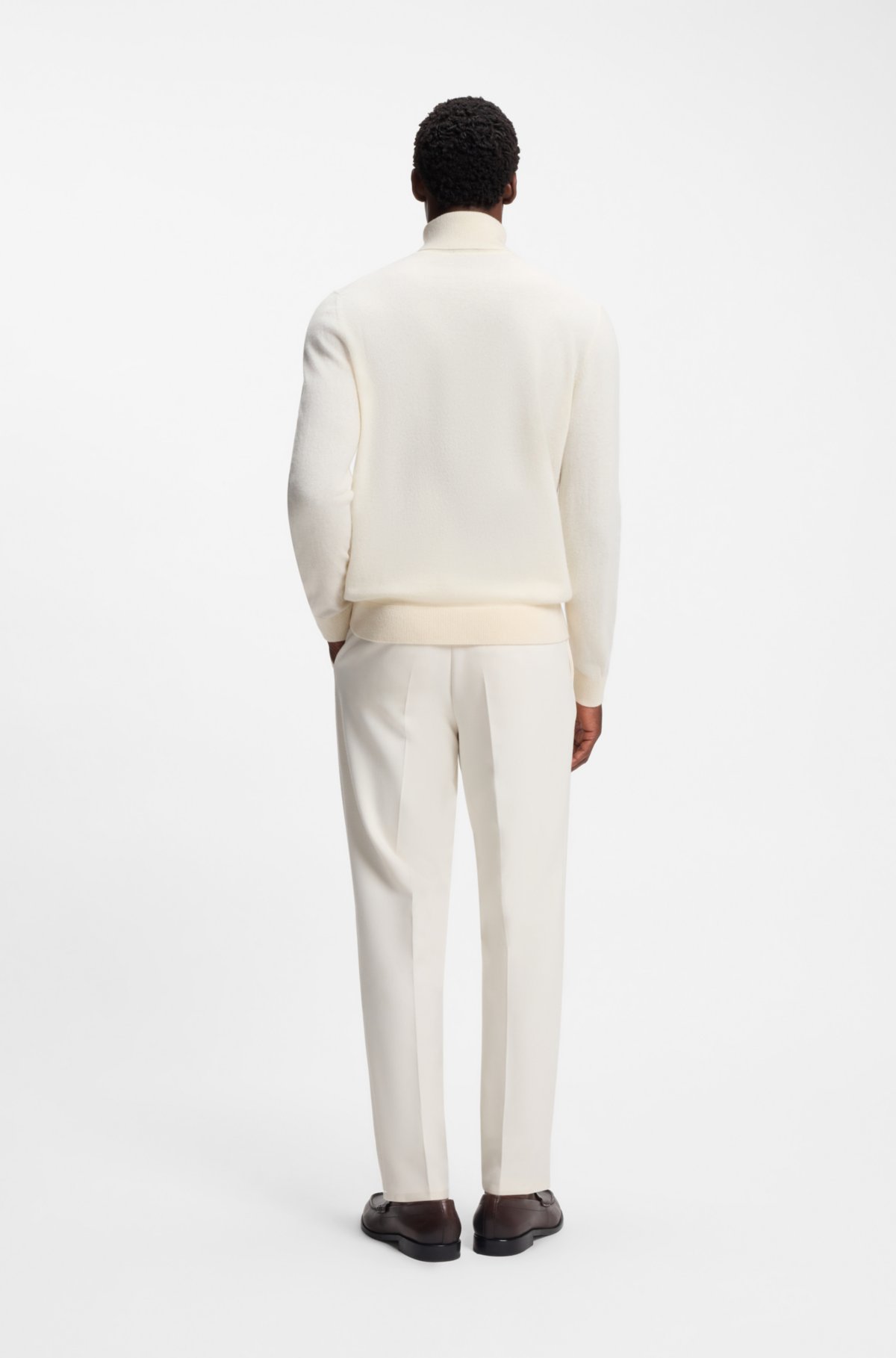 Rollneck sweater in cashmere