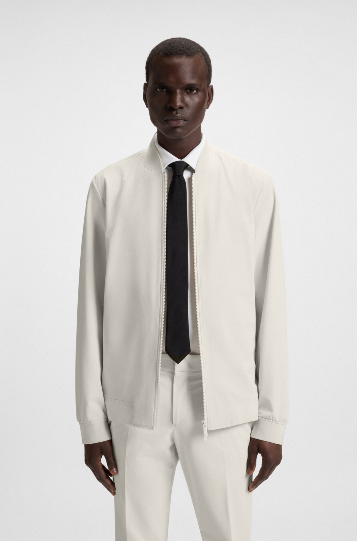 Stretch jacket with water-repellent finish