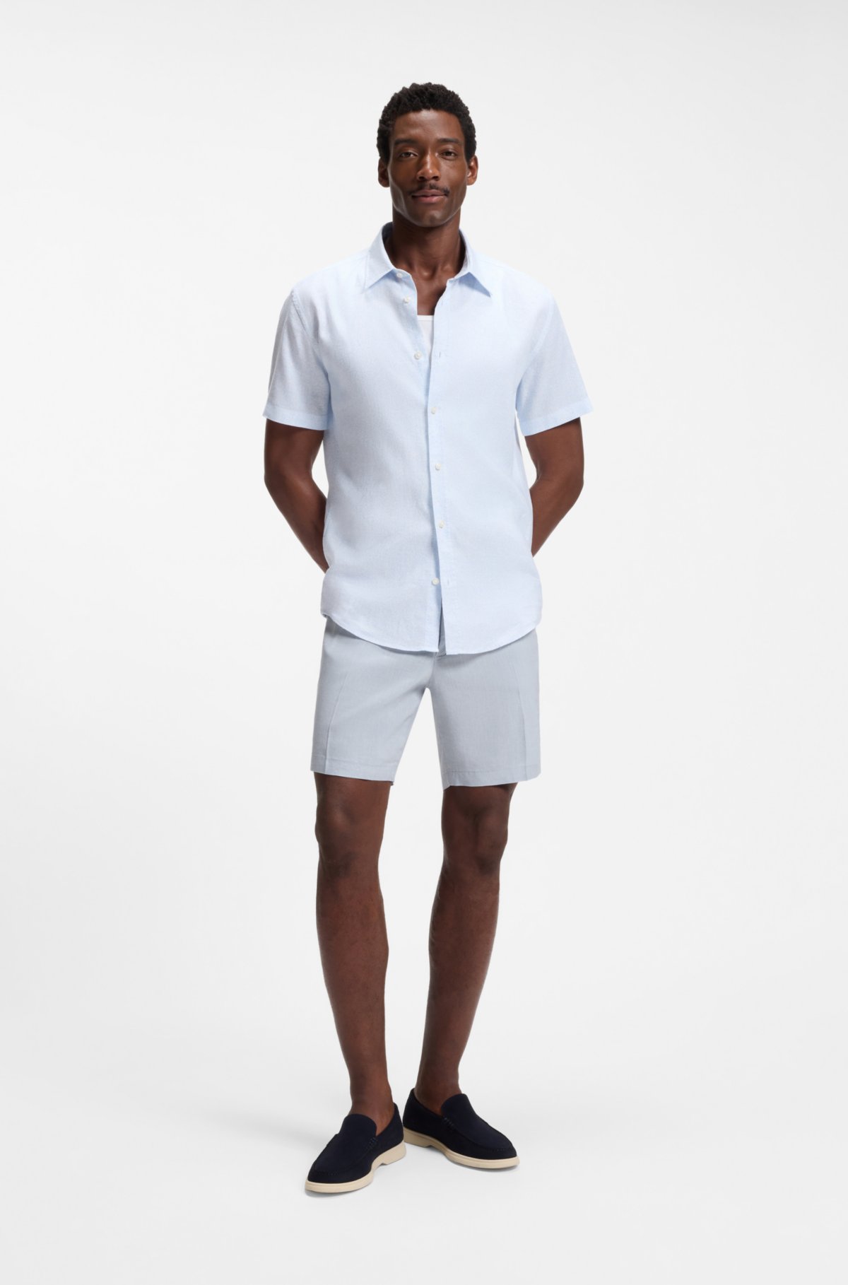 Linen-blend shorts in a modern fit