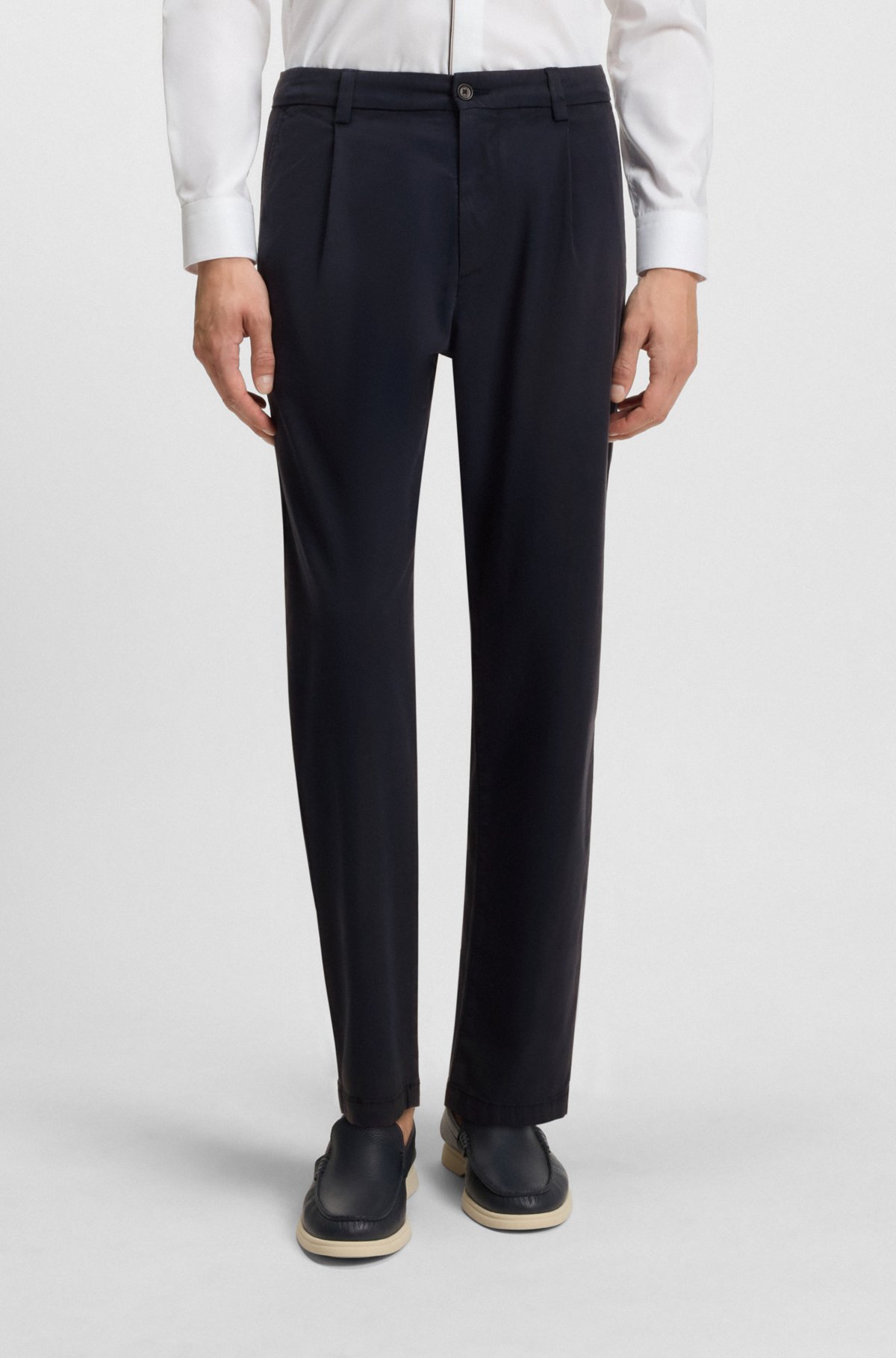 Tapered-fit trousers in stretch twill