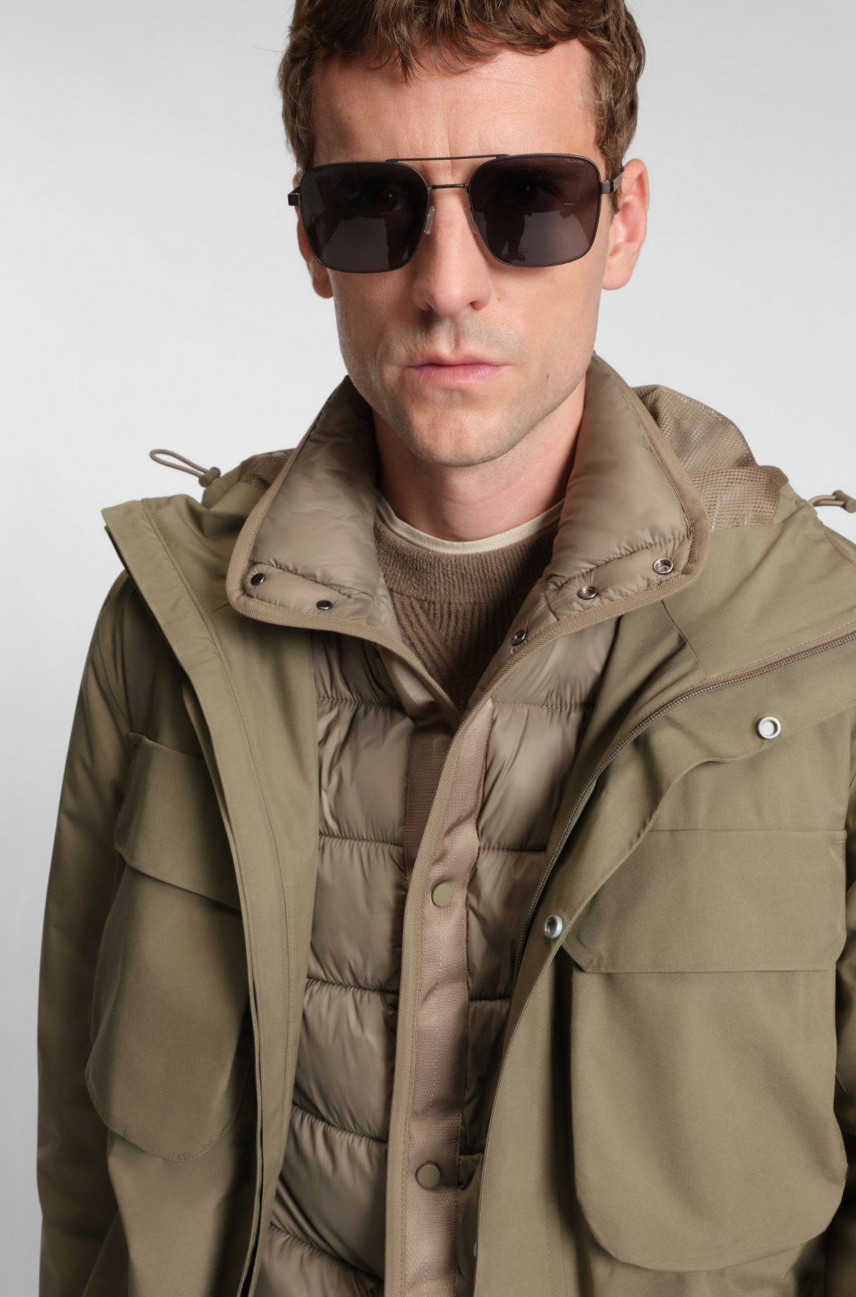 Water-repellent jacket with padded inner