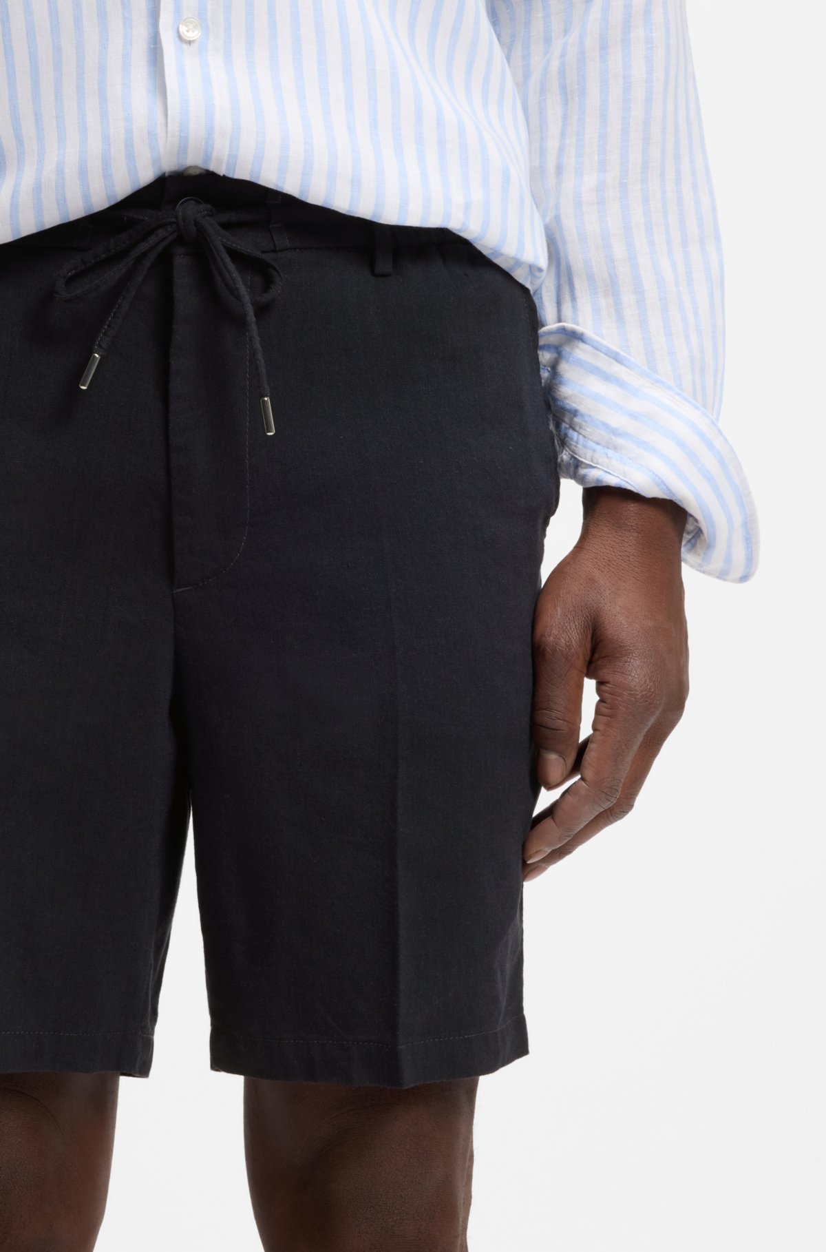 Linen-blend shorts in a modern fit
