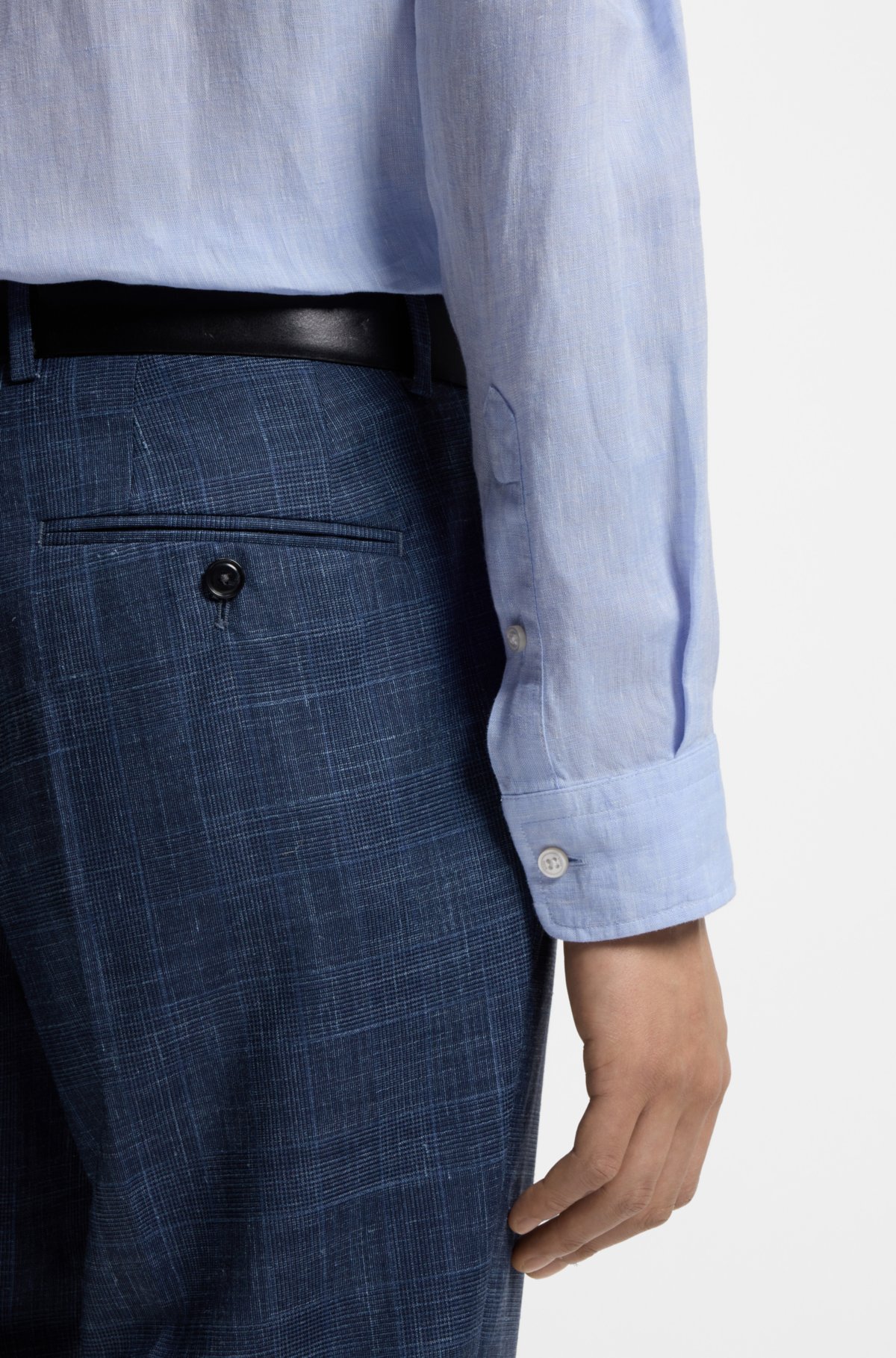 Regular-fit shirt in washed linen