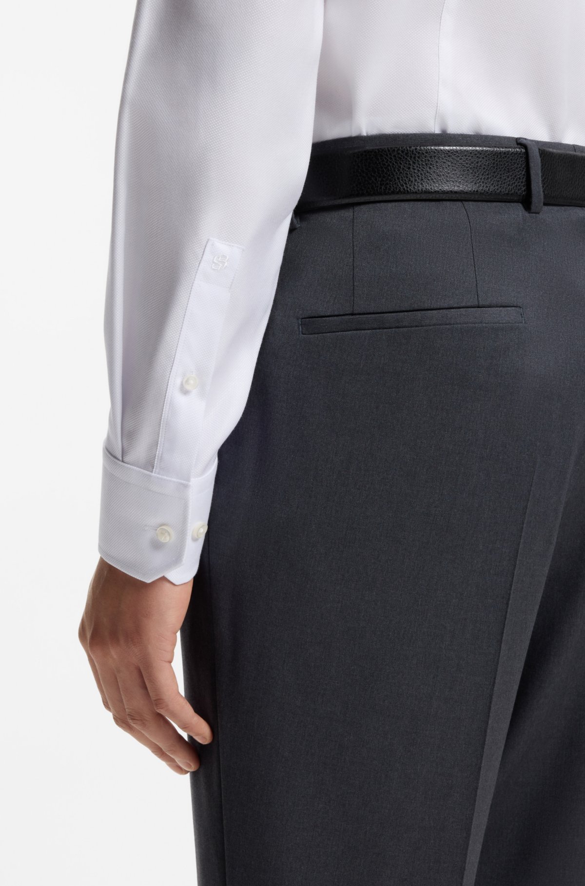 Wrinkle-resistant slim-fit shirt in a cotton blend