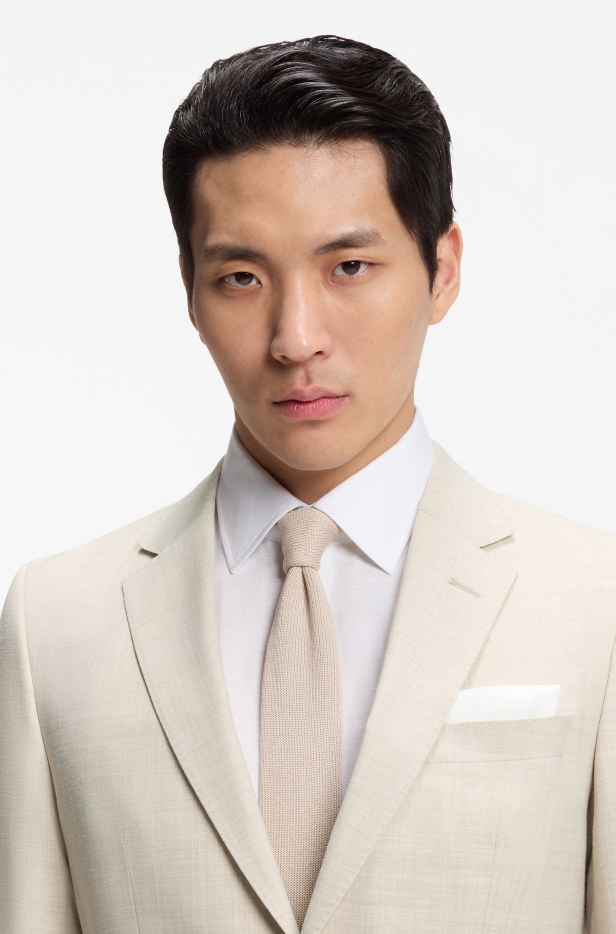 Two-piece slim-fit suit in micro-patterned cloth