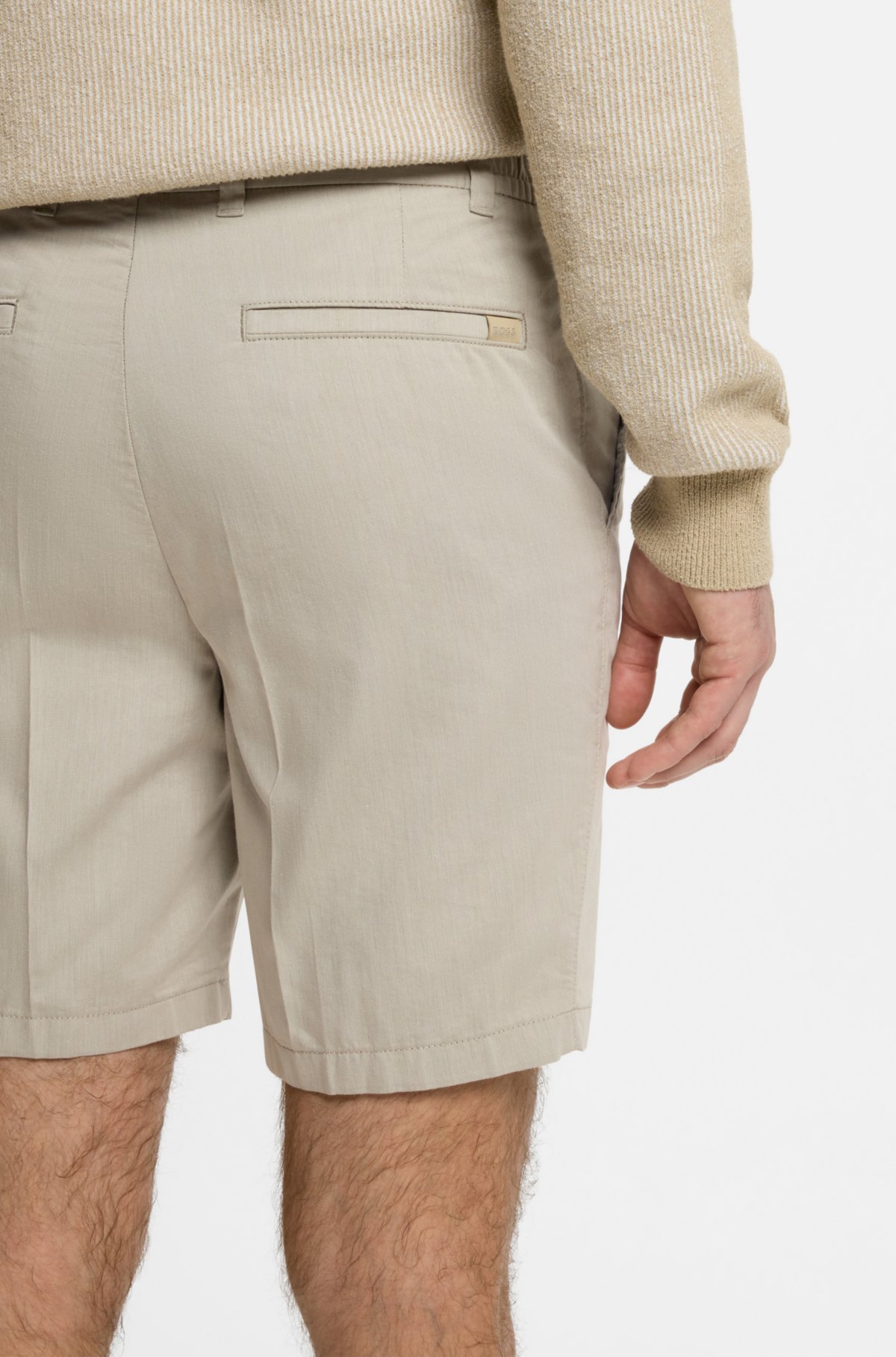 Stretch-cotton shorts in a modern fit
