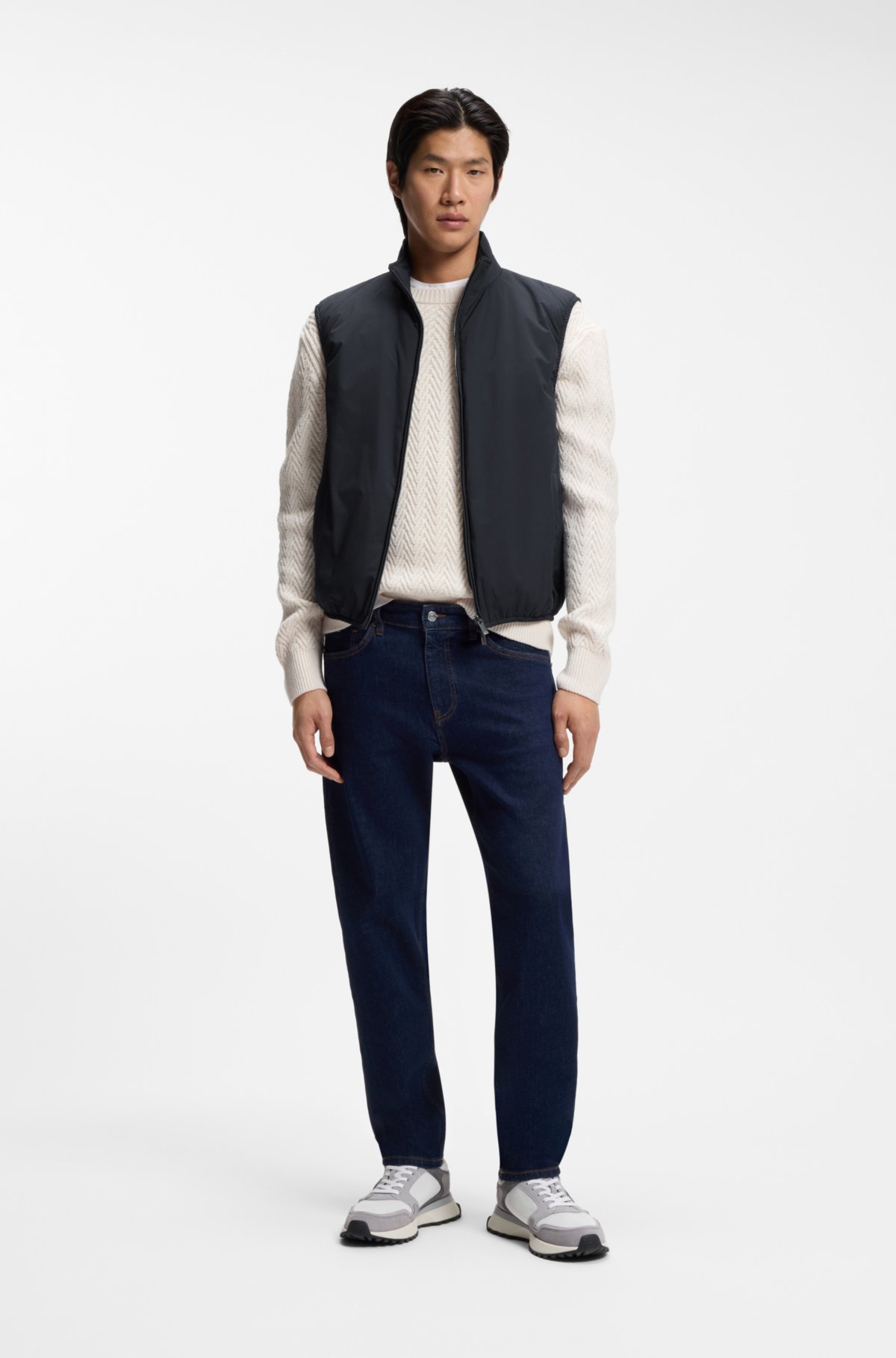 Knit-trim gilet with water-repellent finish