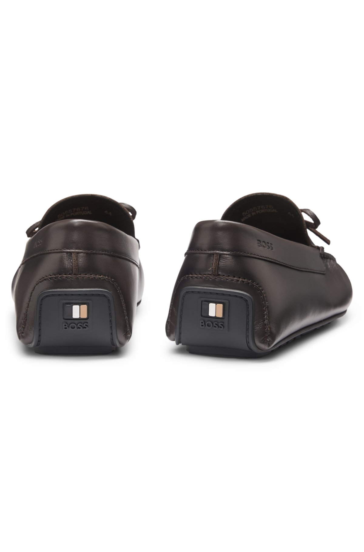 Bow-trim driver moccasins in leather