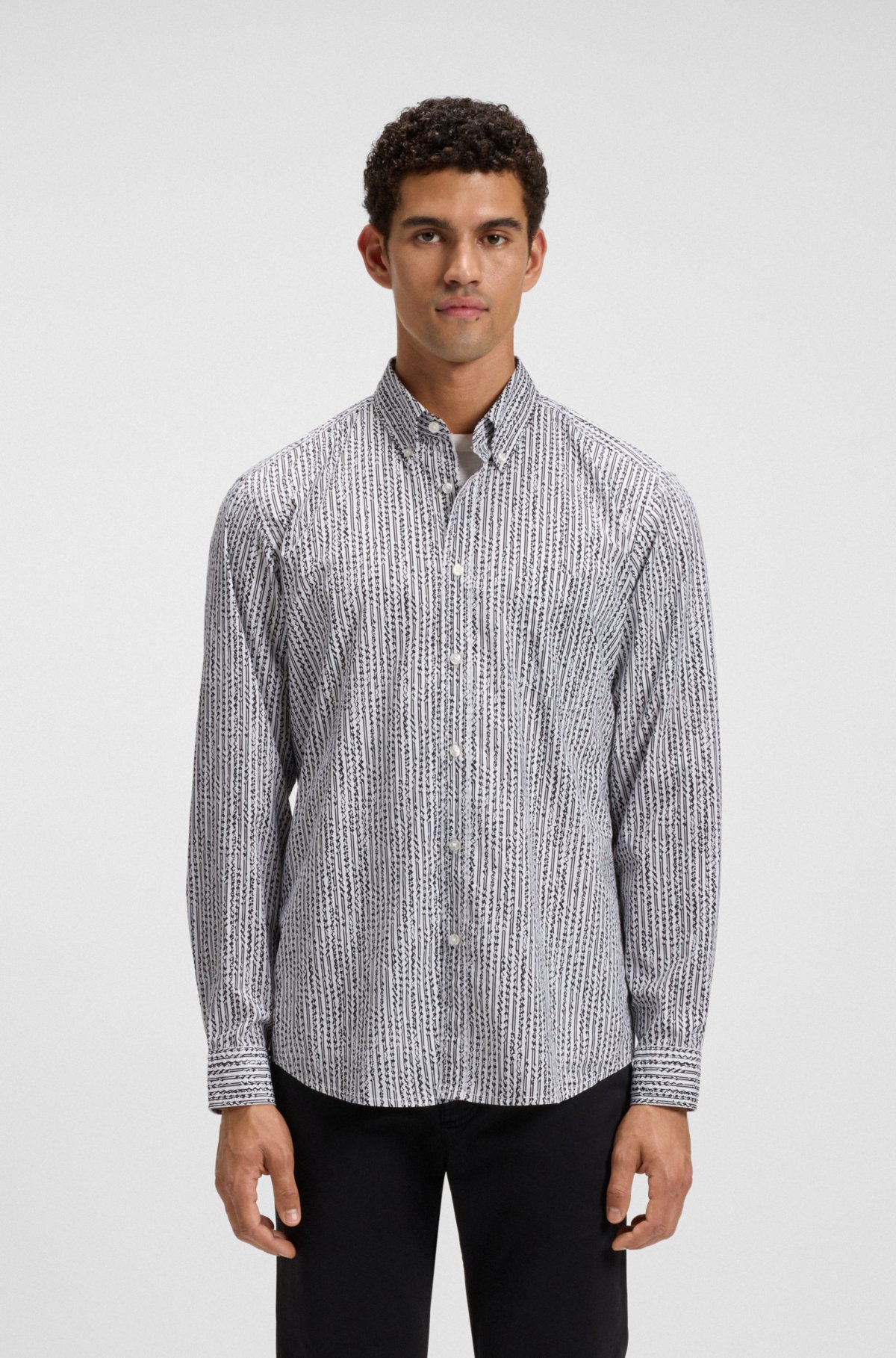 Printed regular-fit shirt in cotton poplin
