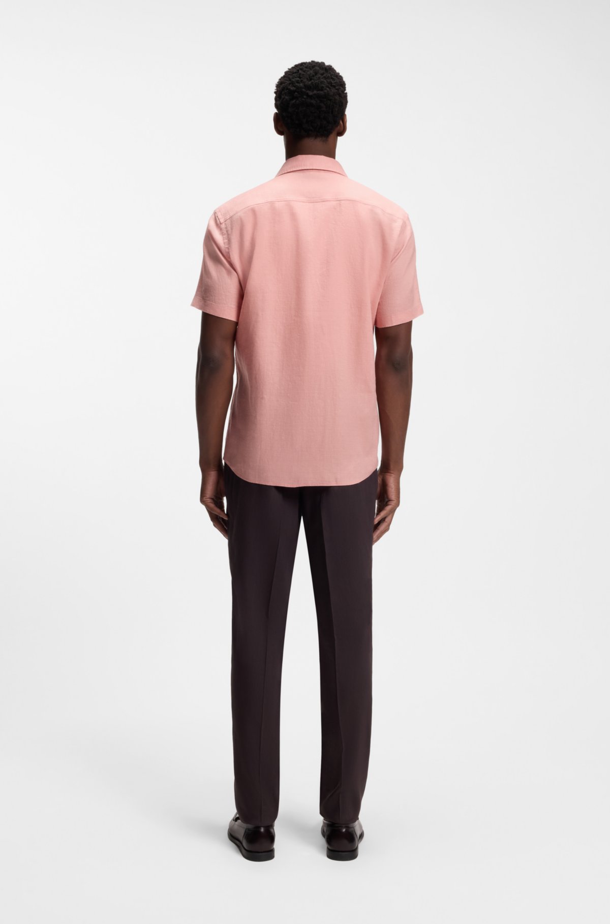 Slim-fit shirt in stretch linen